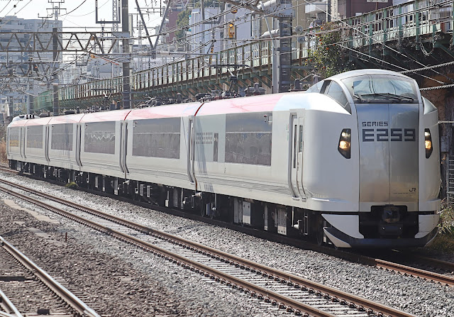 全てのアイテム いいスタイル 車両側面ロゴプレート 鉄道廃品
